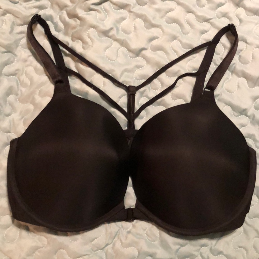 Victoria’s Secret push up bra, front close